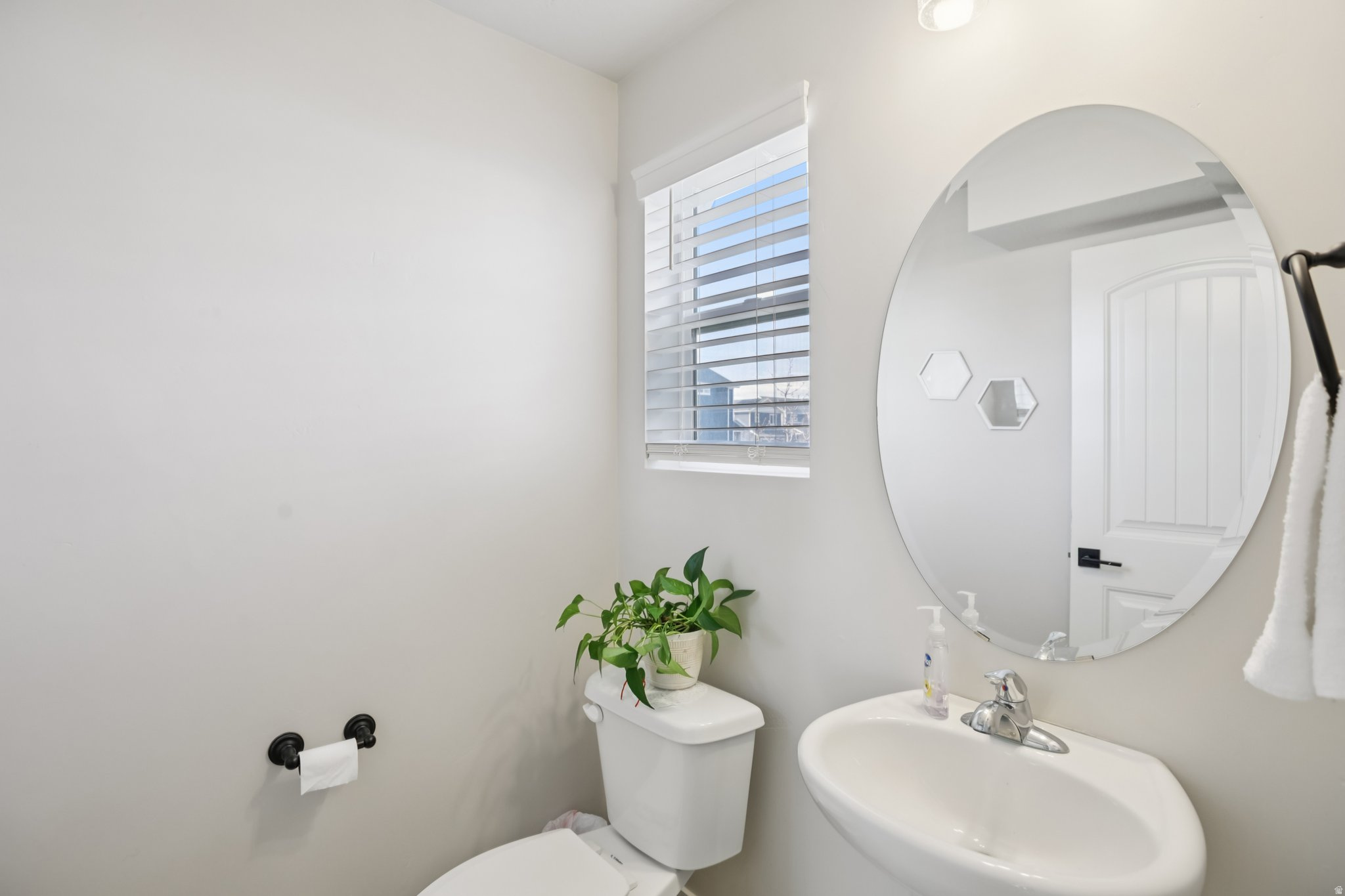 SALT POINT - Residential