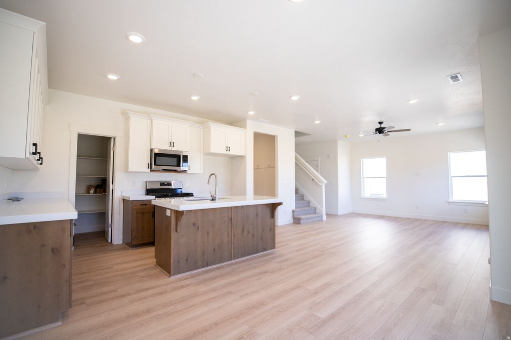 Photo of 1084 N 1020 W LOT #4 W, Salem, UT 84653 (MLS # 2153448)