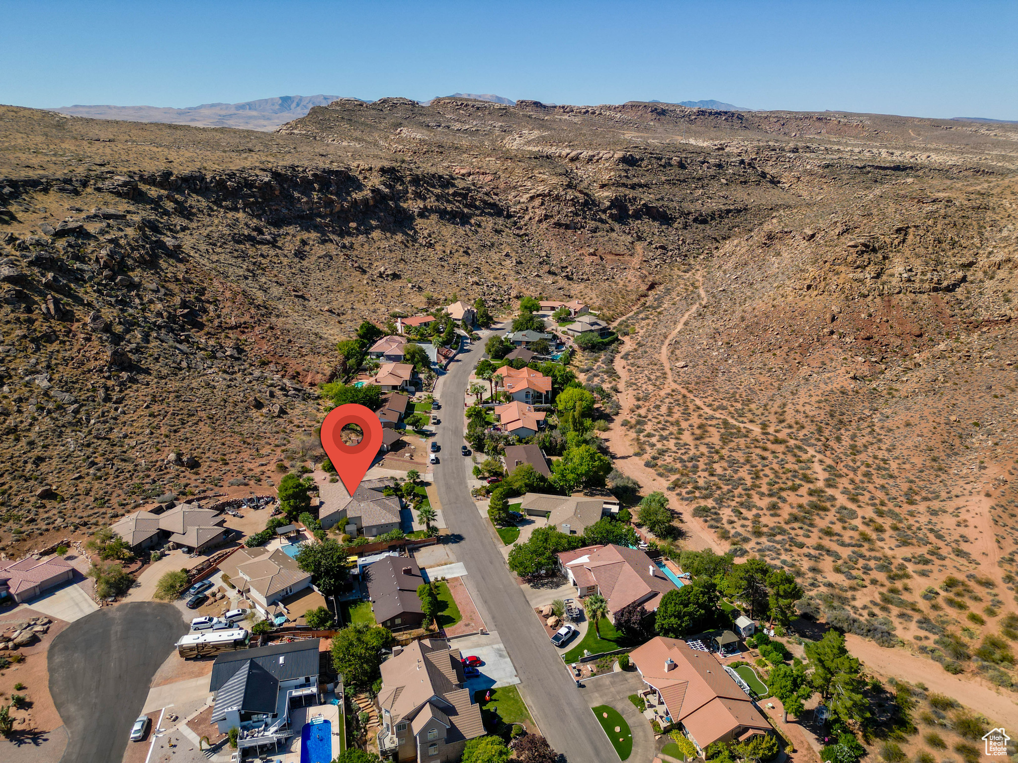 BLOOMINGTON COUNTRY CLUB - Residential