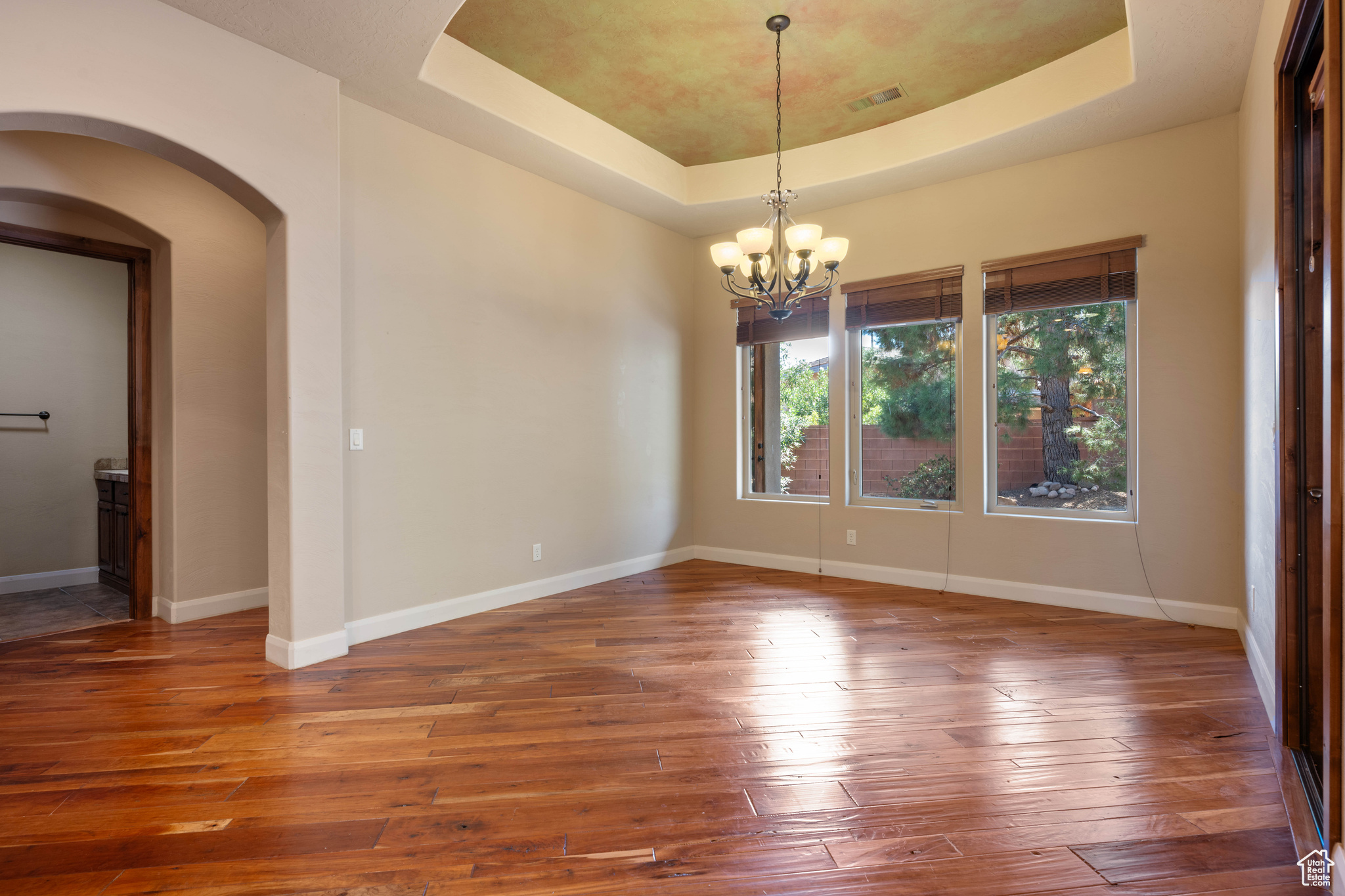 BLOOMINGTON COUNTRY CLUB - Residential