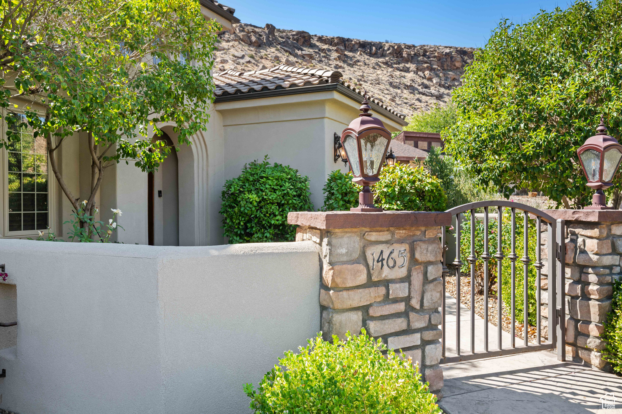 BLOOMINGTON COUNTRY CLUB - Residential