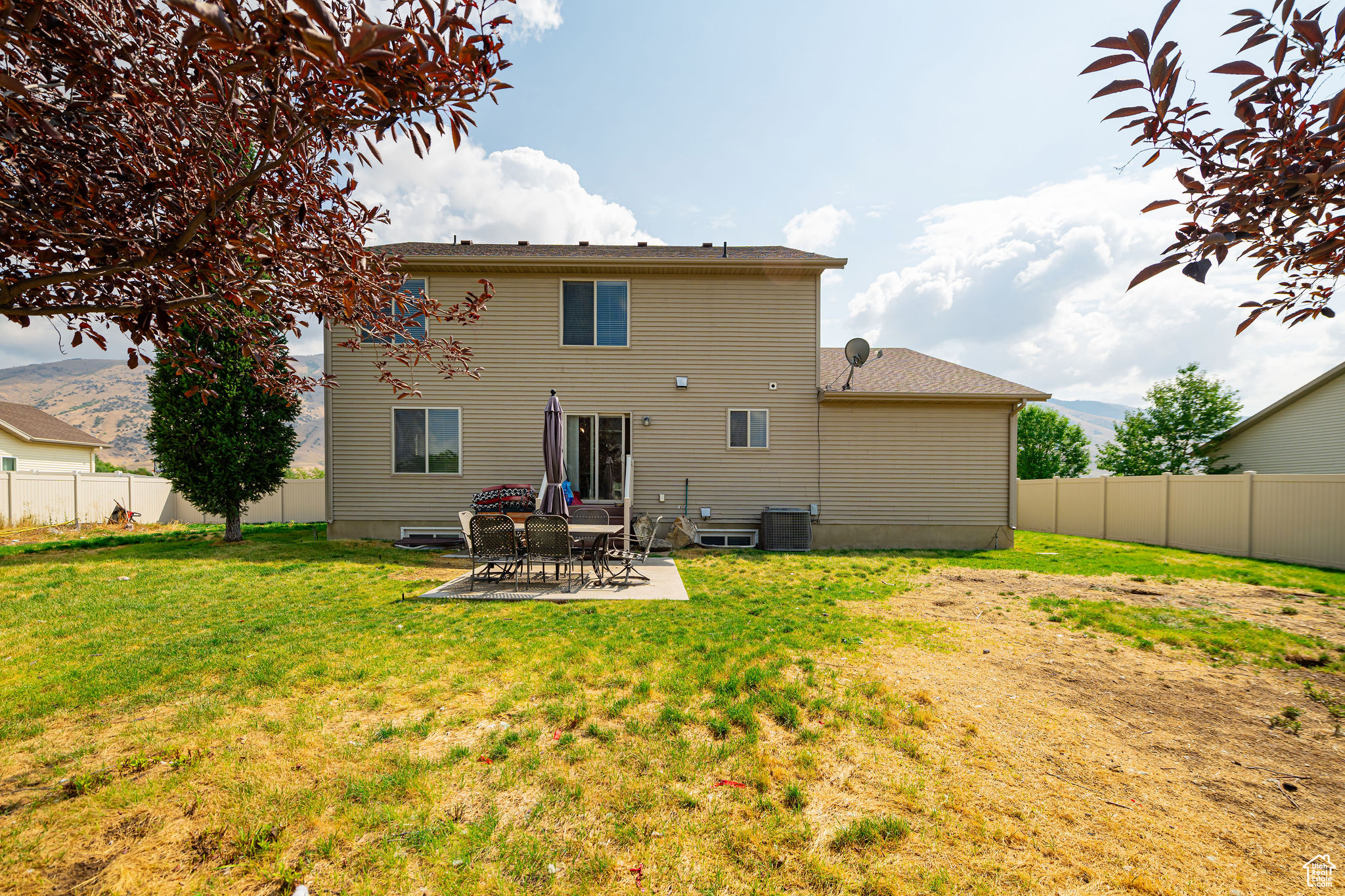SOUTHRIDGE ACRES - Residential
