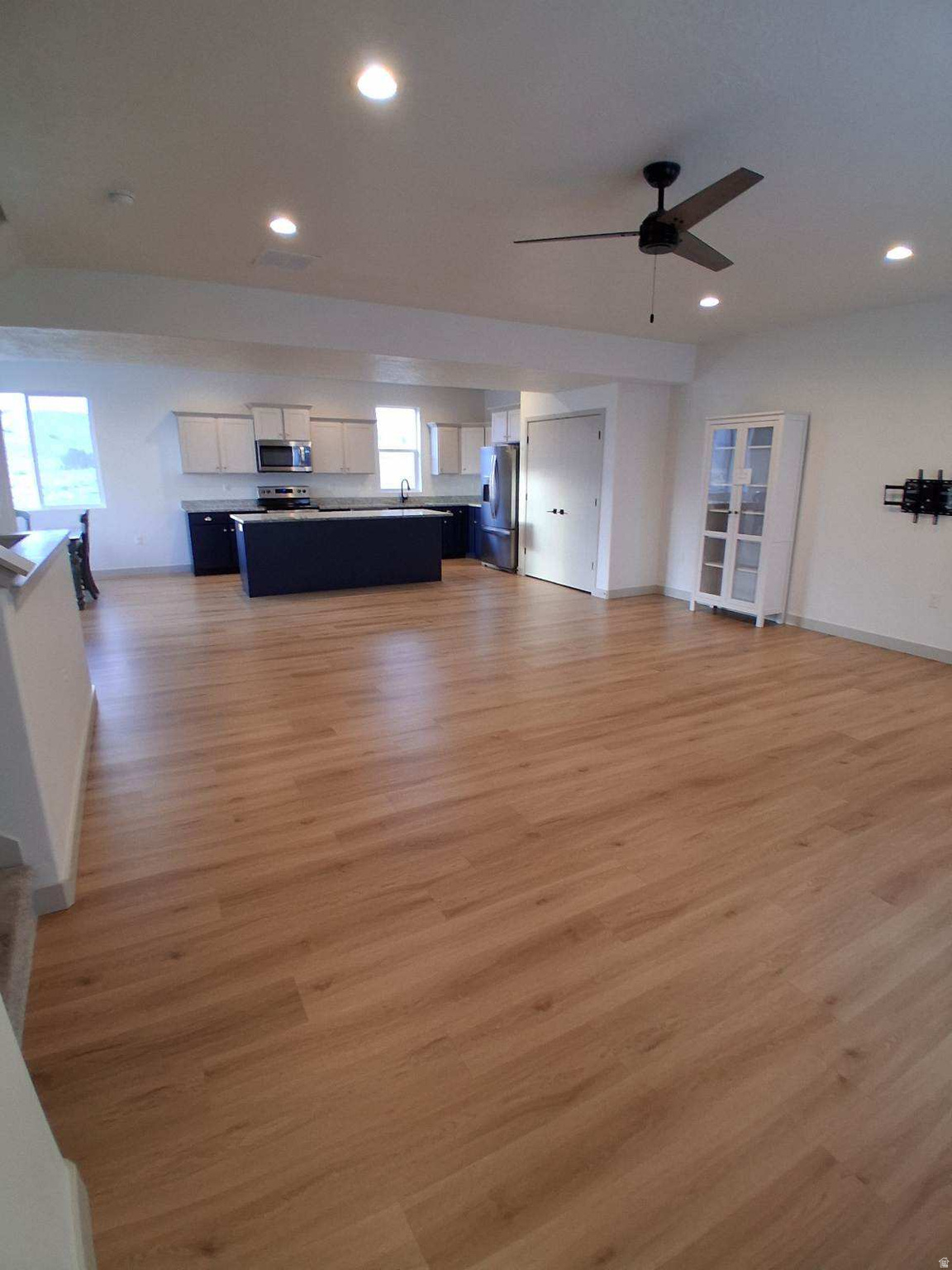 DESERT CANYONS SUBDIVISION - Residential Lease