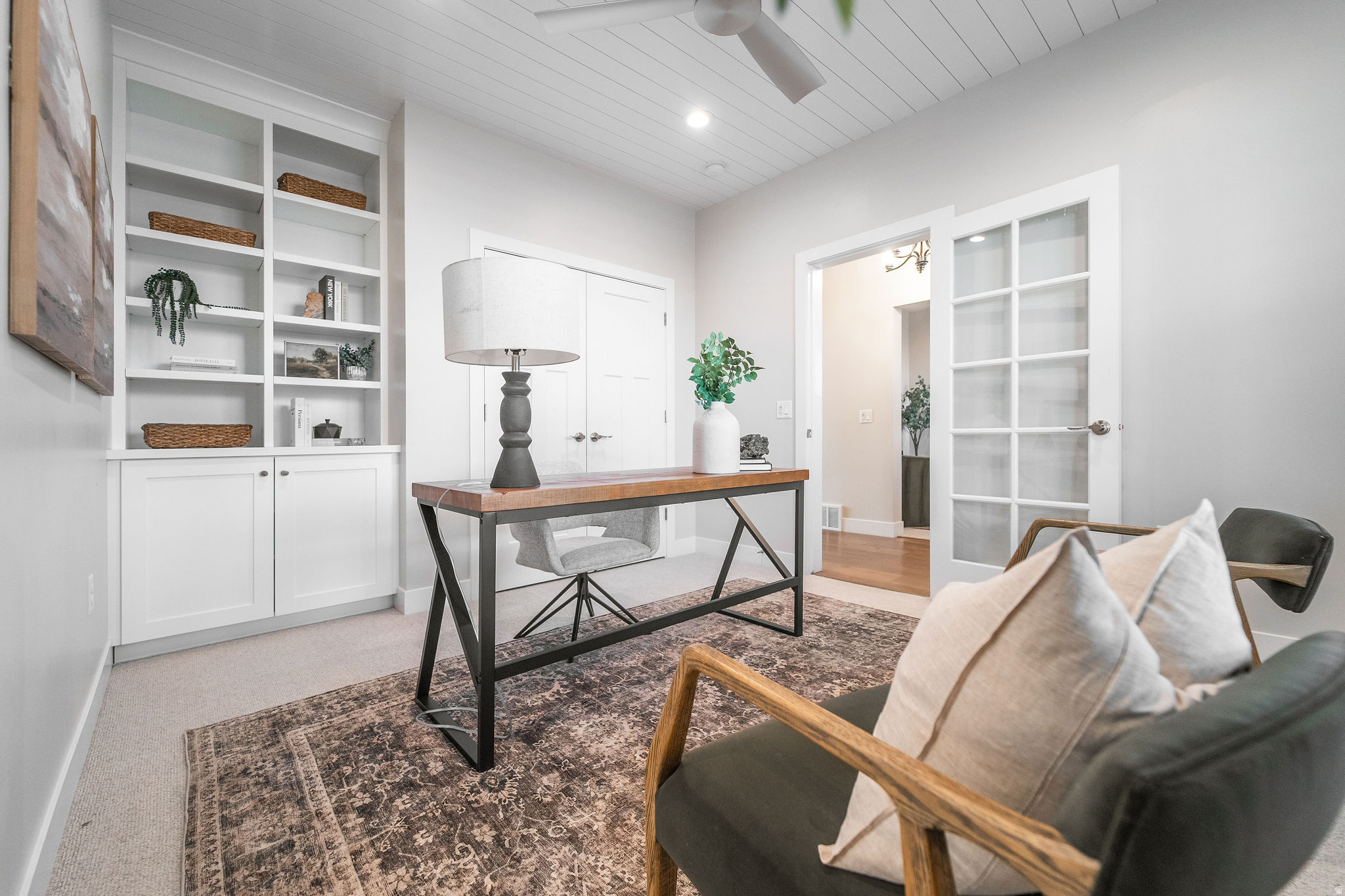 BEACON POINTE - Residential