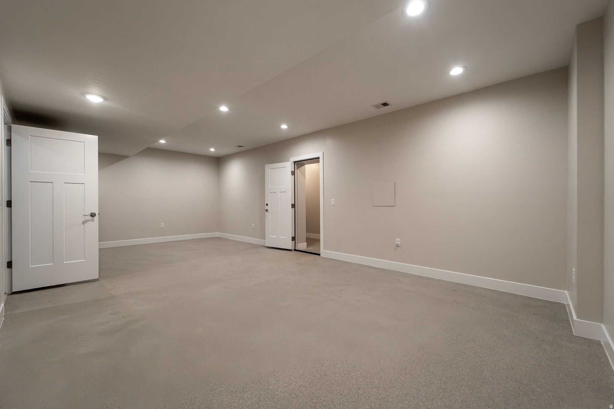 BEACON POINTE - Residential