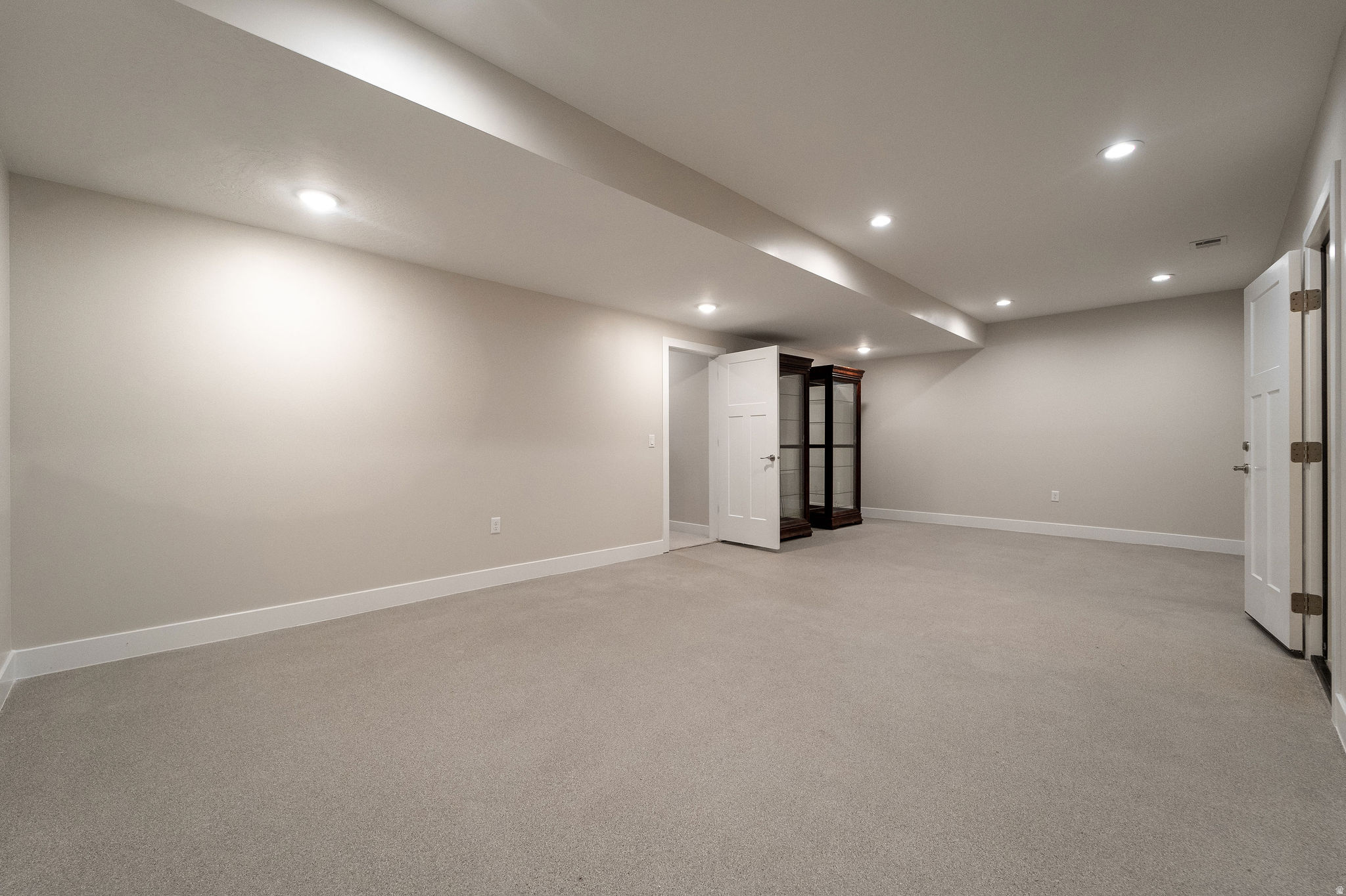 BEACON POINTE - Residential