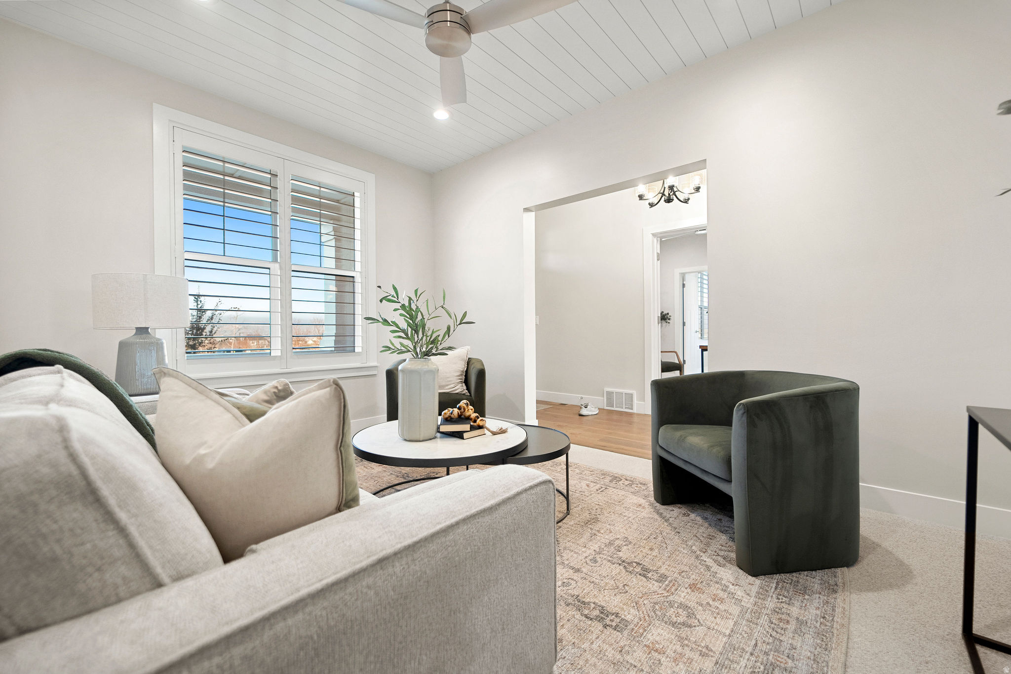 BEACON POINTE - Residential