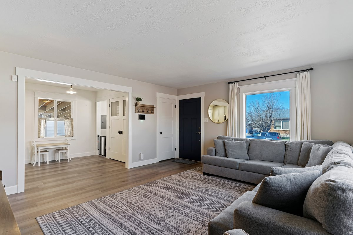 WASHINGTON TERR - Residential