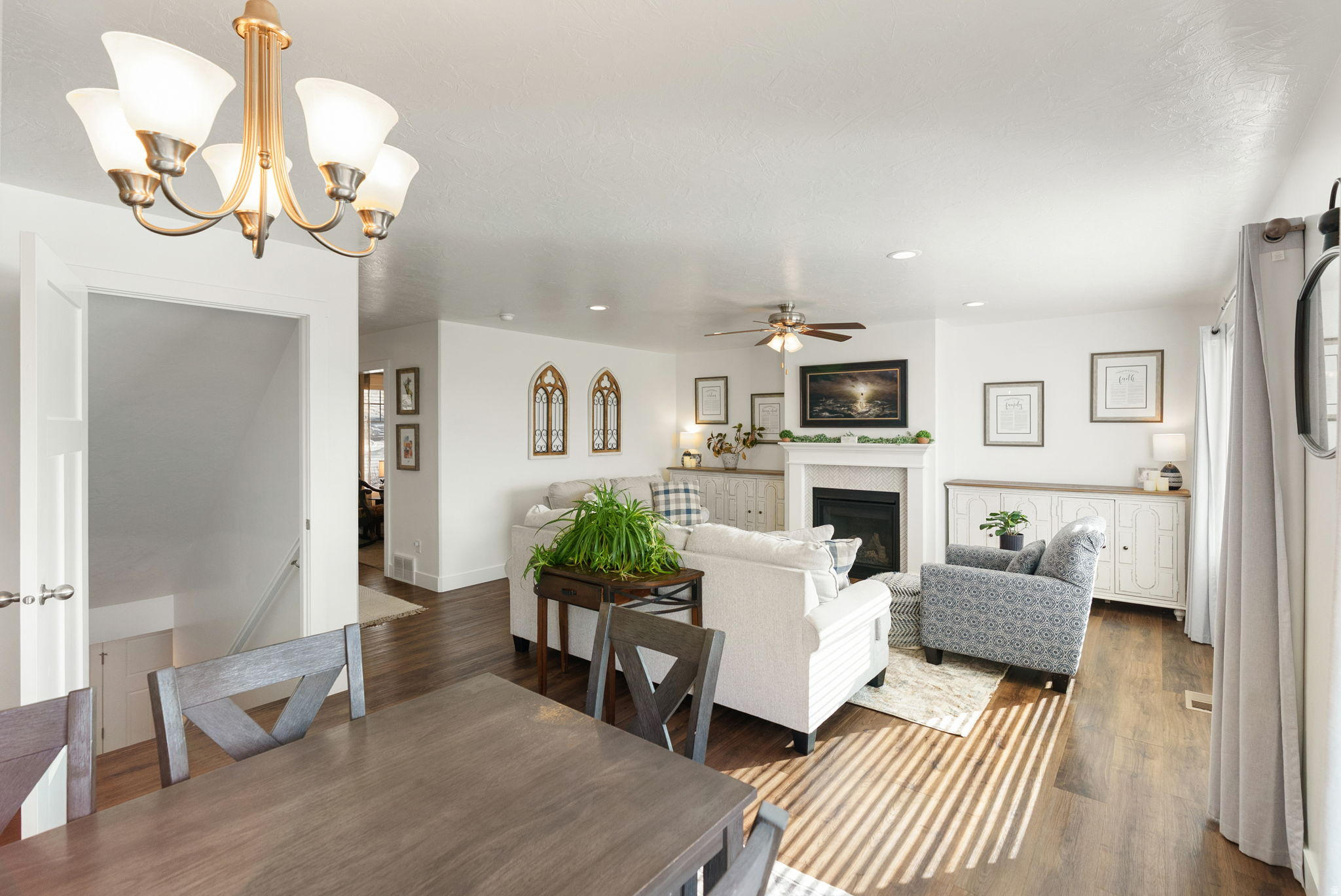 ELK RIDGE - Residential