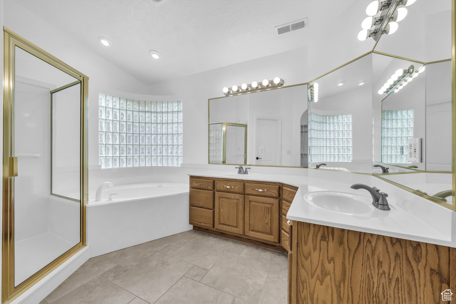 ARROWHEAD MESA - Residential