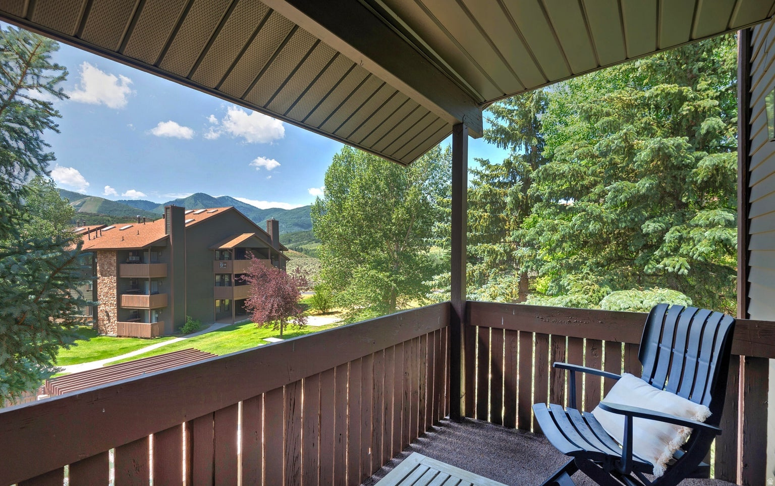 POWDERWOOD AT LANDMARK - Residential