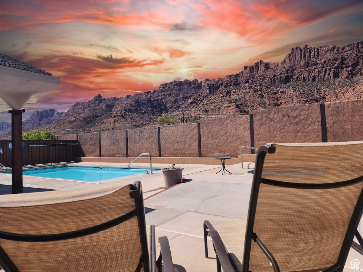 TIERRA DEL SOL - Residential Income