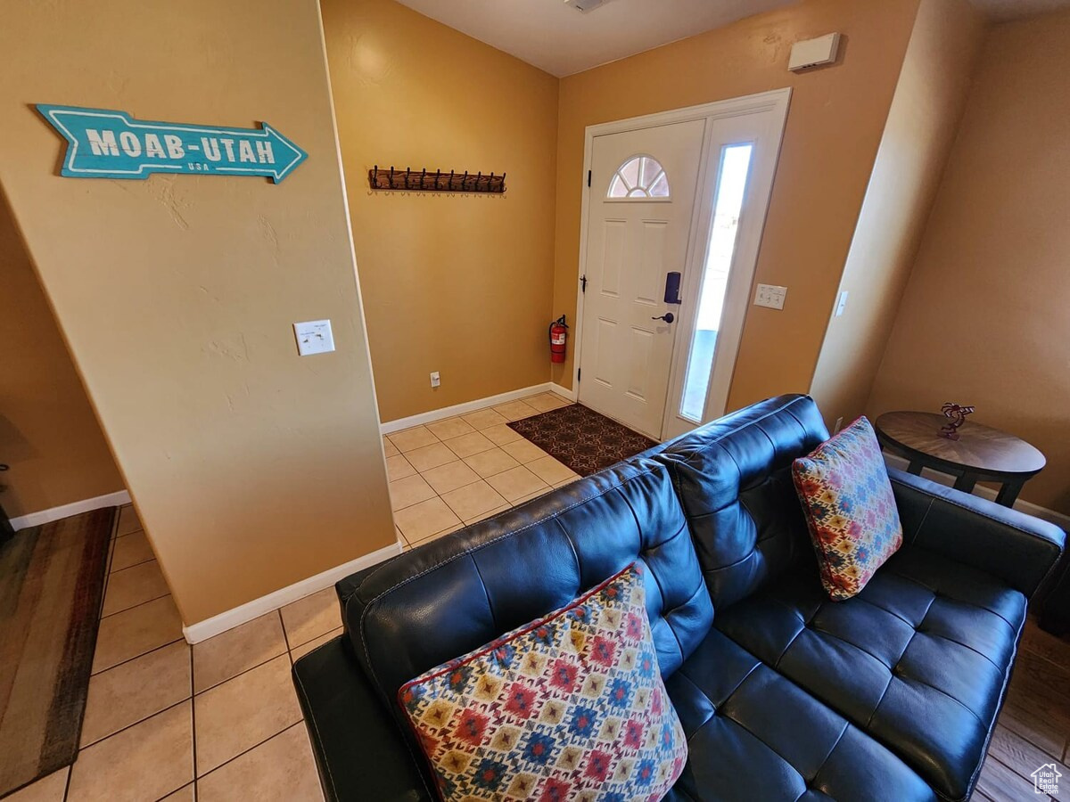 TIERRA DEL SOL - Residential Income