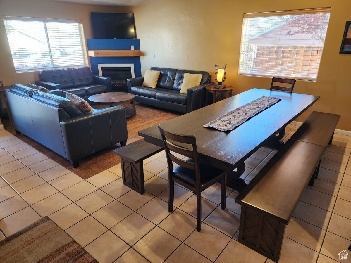 TIERRA DEL SOL - Residential Income