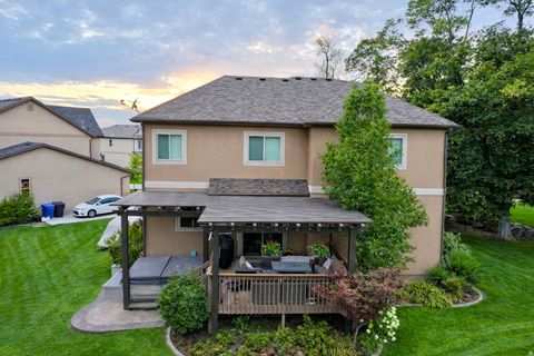 Tiny photo for 1503 DAYLILY CIR, Farmington, UT 84025 (MLS # 2142349)