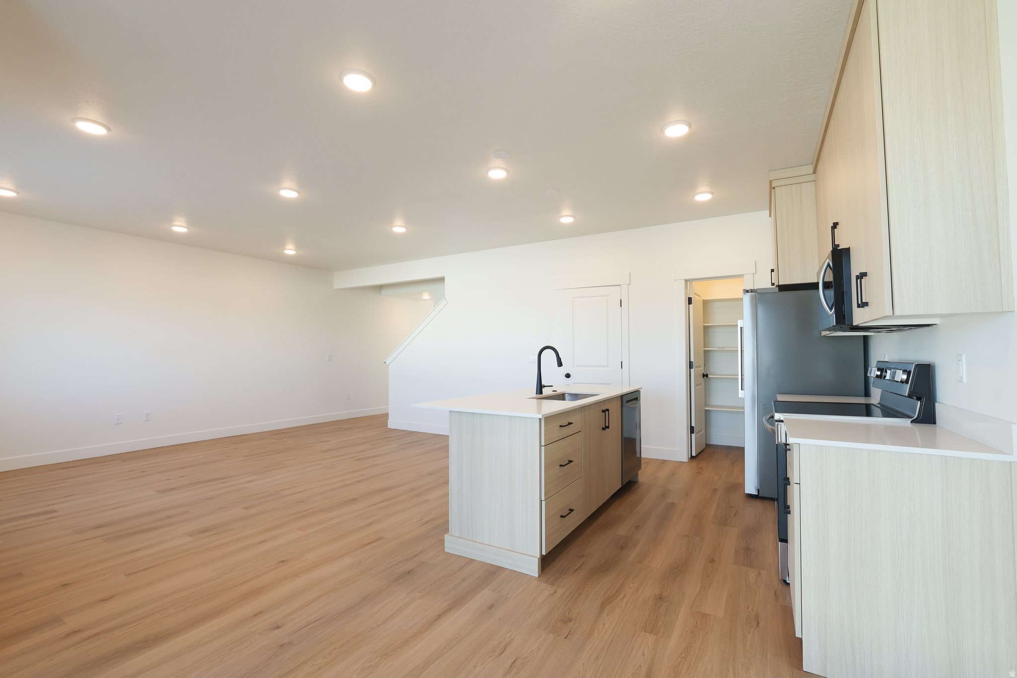 MAGNOLIA - Residential