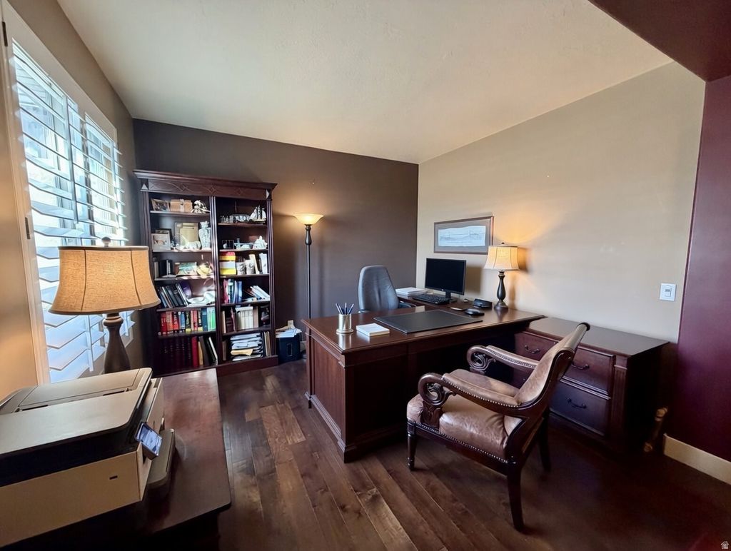 Photo of 3086 N 1075 W, Pleasant View, UT 84414 (MLS # 2152893)