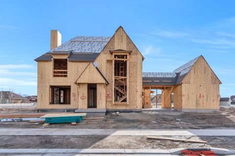 Photo of 3 W STILLWATER ST #161, Vineyard, UT 84059 (MLS # 2096937)