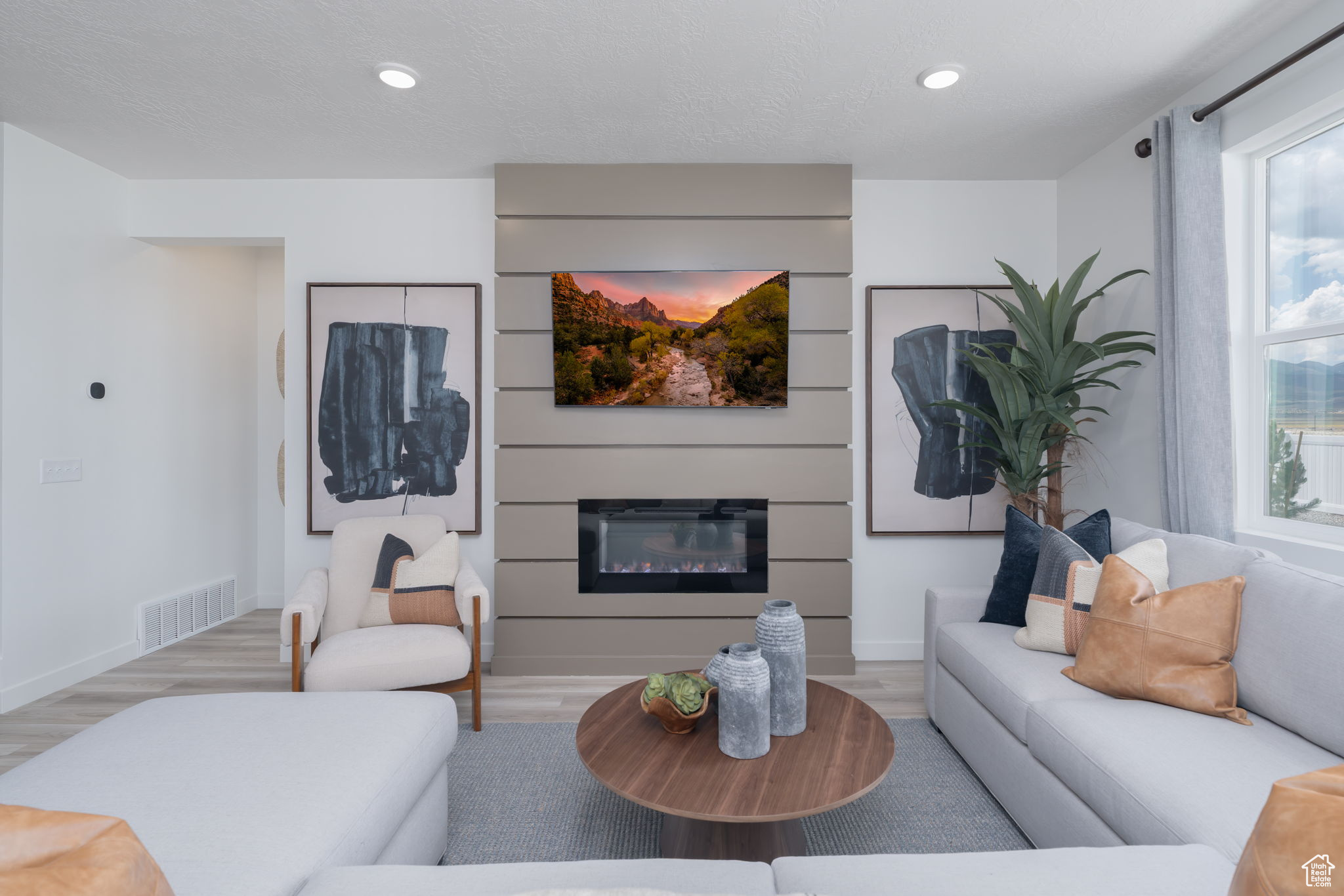 RESERVE AT PINNACLES AT EAGLE MOUNTAIN - Residential