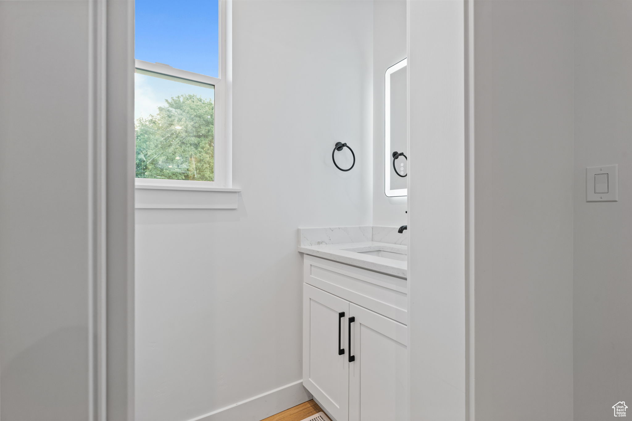 ALLRED - Residential Income