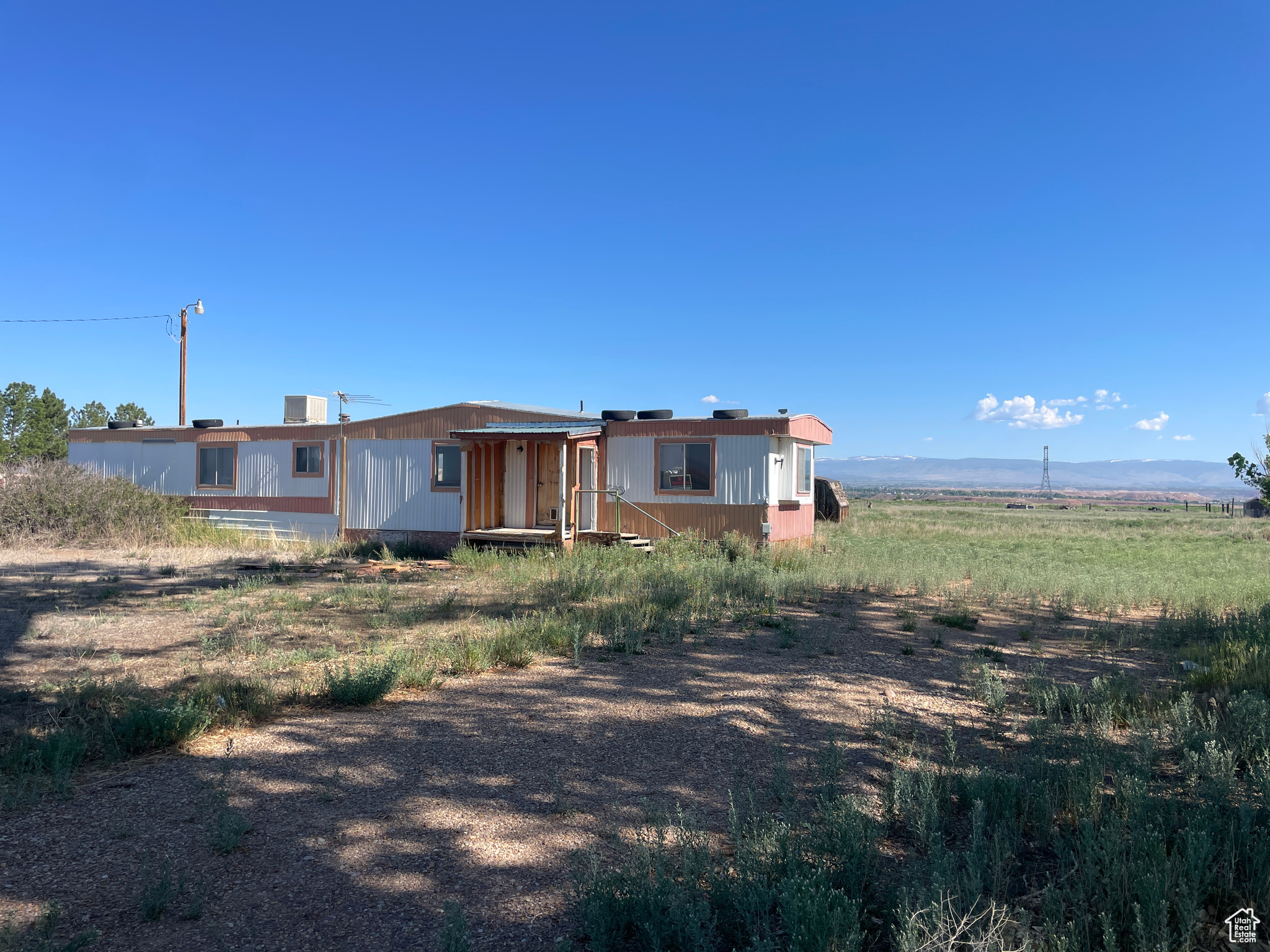 765 W Cobble Hollow Dr., Roosevelt, Utah image 3