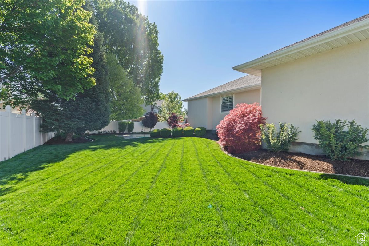 COVE ESTATES - Residential