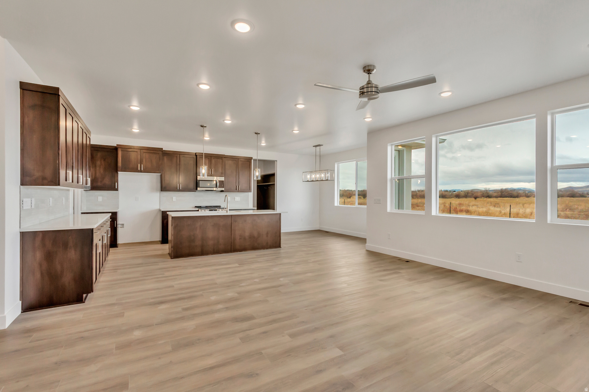 ARROWHEAD RANCH - Residential