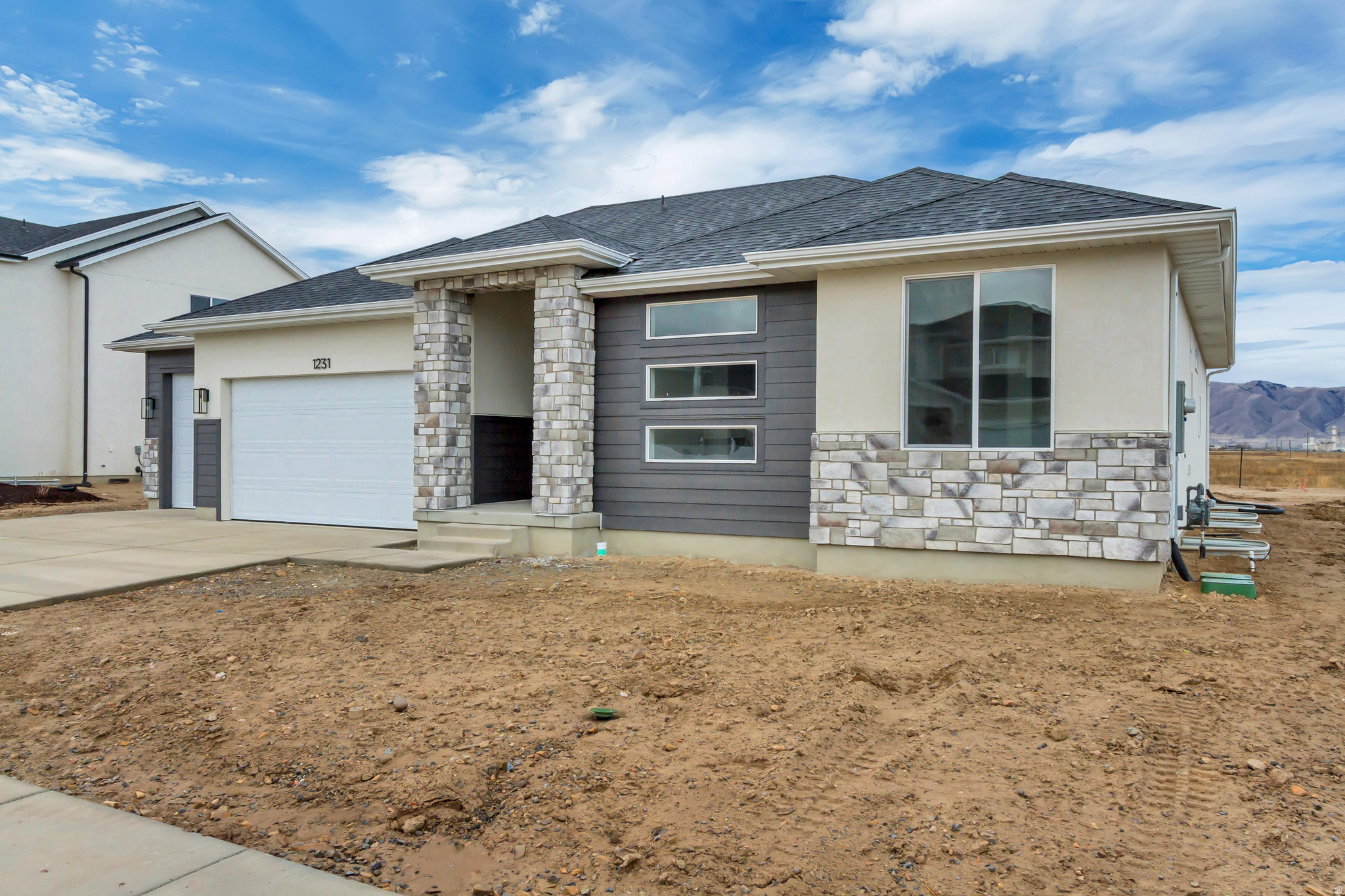 ARROWHEAD RANCH - Residential