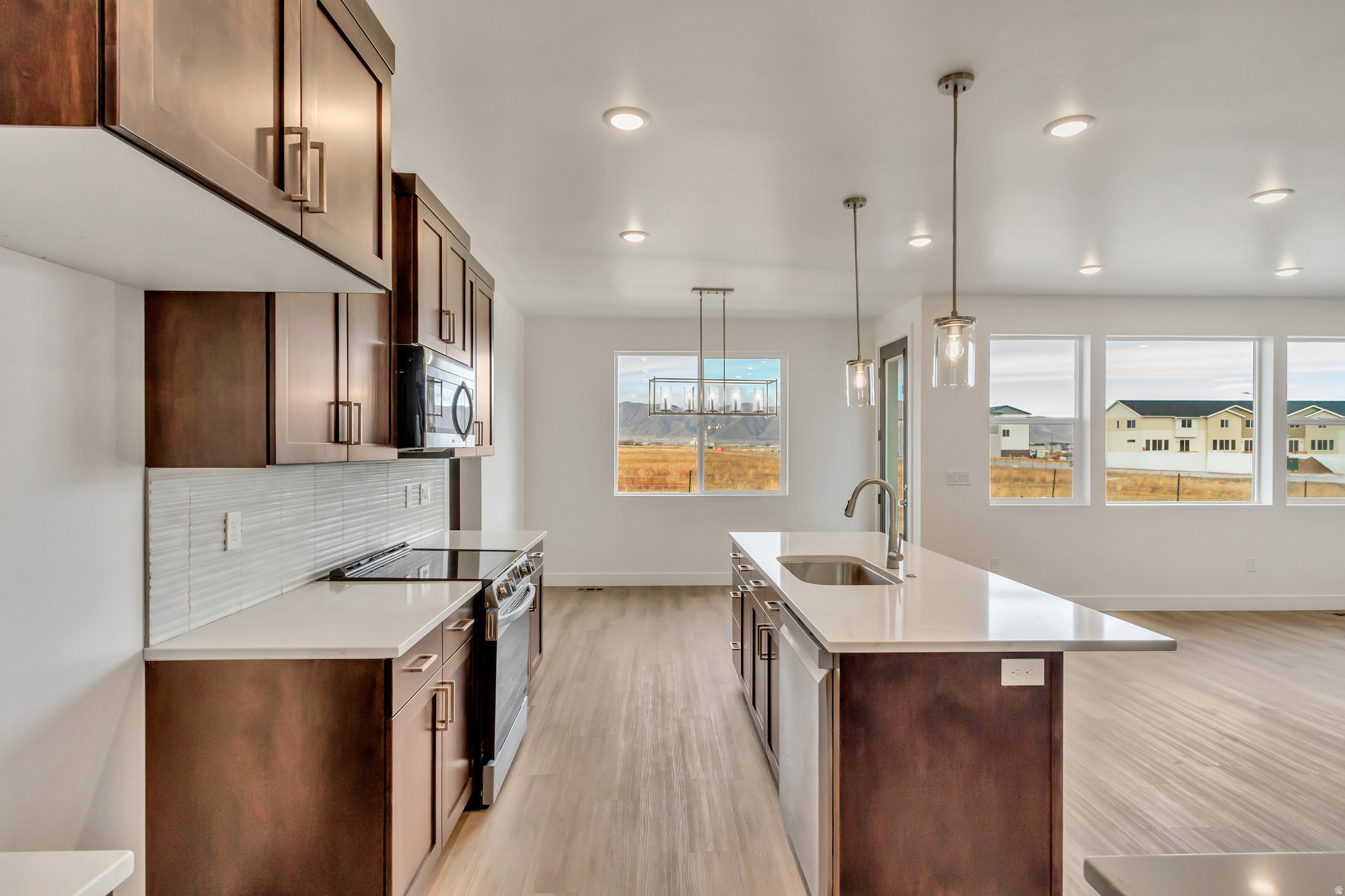 ARROWHEAD RANCH - Residential