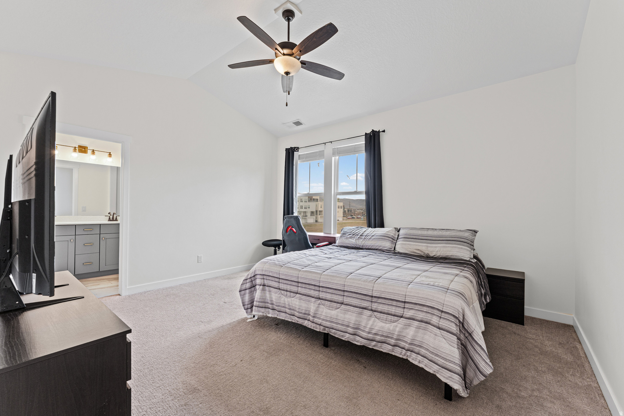 DAYBREAK SOUTH STATION - Residential