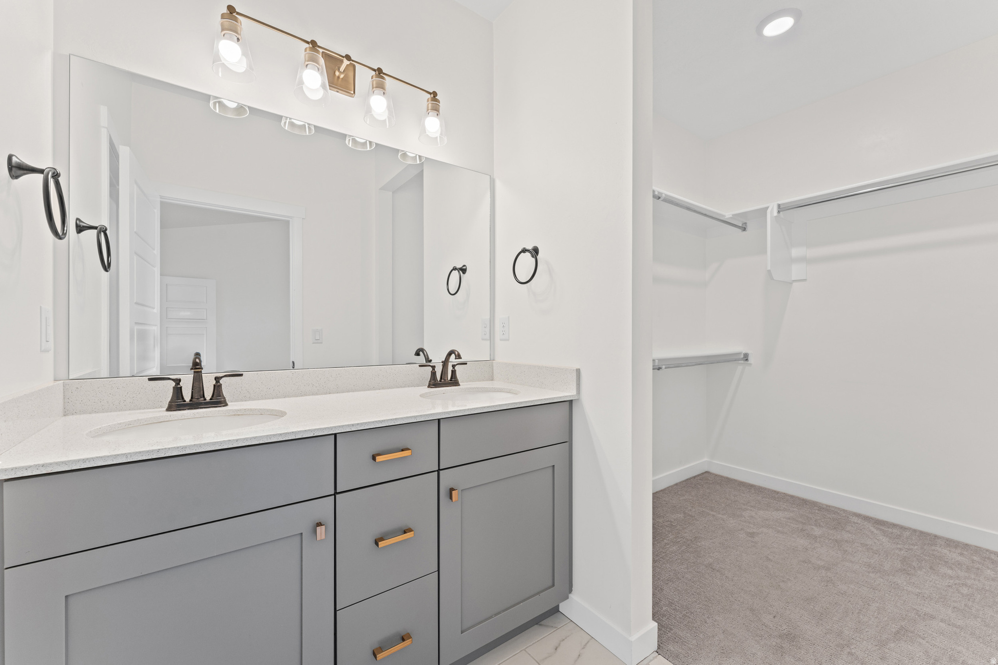 DAYBREAK SOUTH STATION - Residential