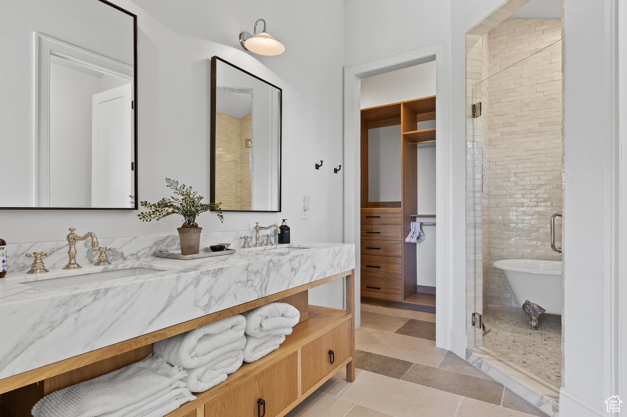 STEAM ENGINE MEADOWS - Residential