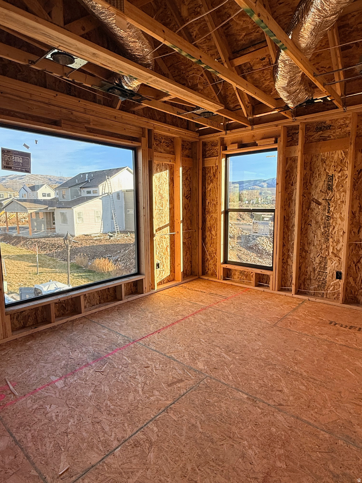 THE CROSSING - Residential