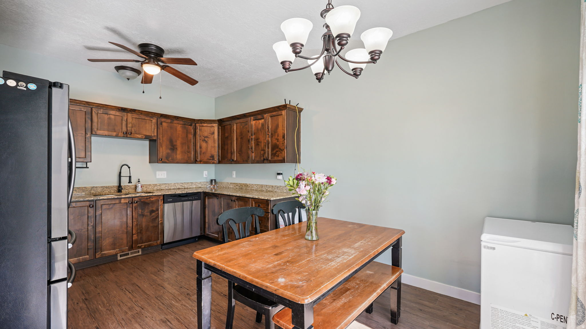 EAGLE POINT - Residential