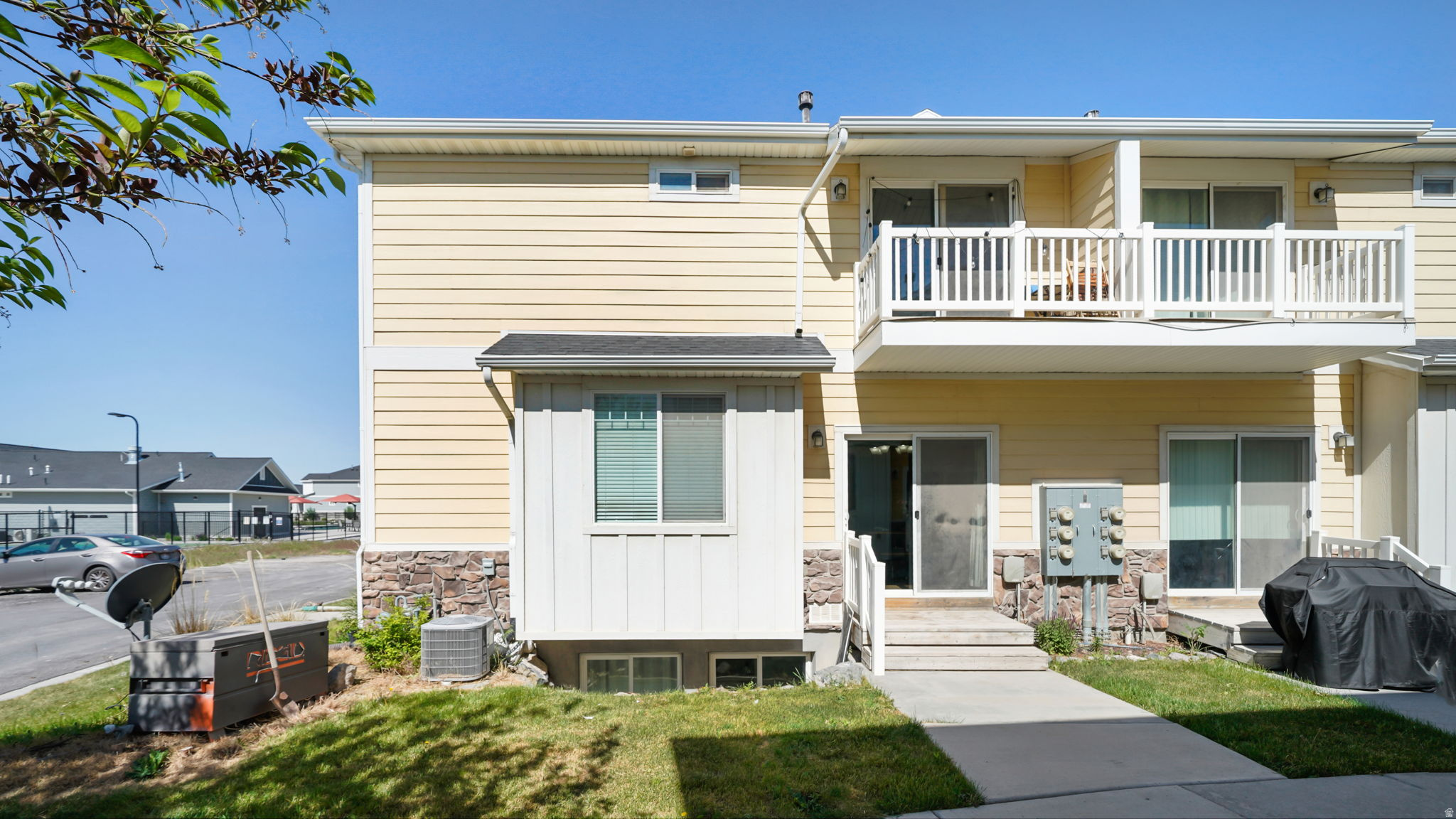 EAGLE POINT - Residential