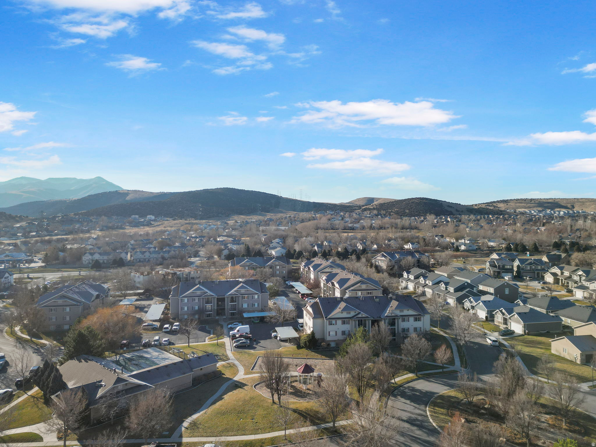 WILLOW SPRINGS - Residential