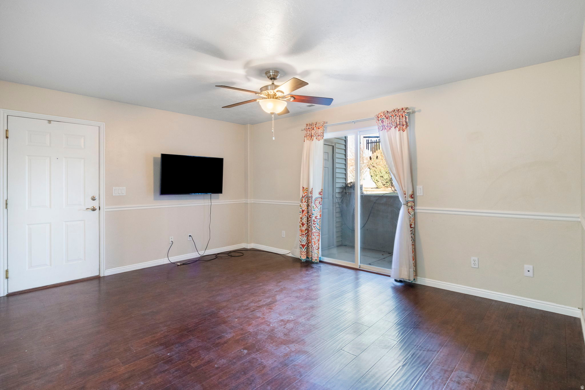 WILLOW SPRINGS - Residential