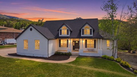 Photo of 2701 E 6425 S, Uintah, UT 84403 (MLS # 2160373)