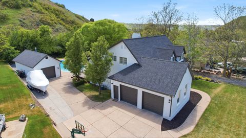 Tiny photo for 2701 E 6425 S, Uintah, UT 84403 (MLS # 2160373)