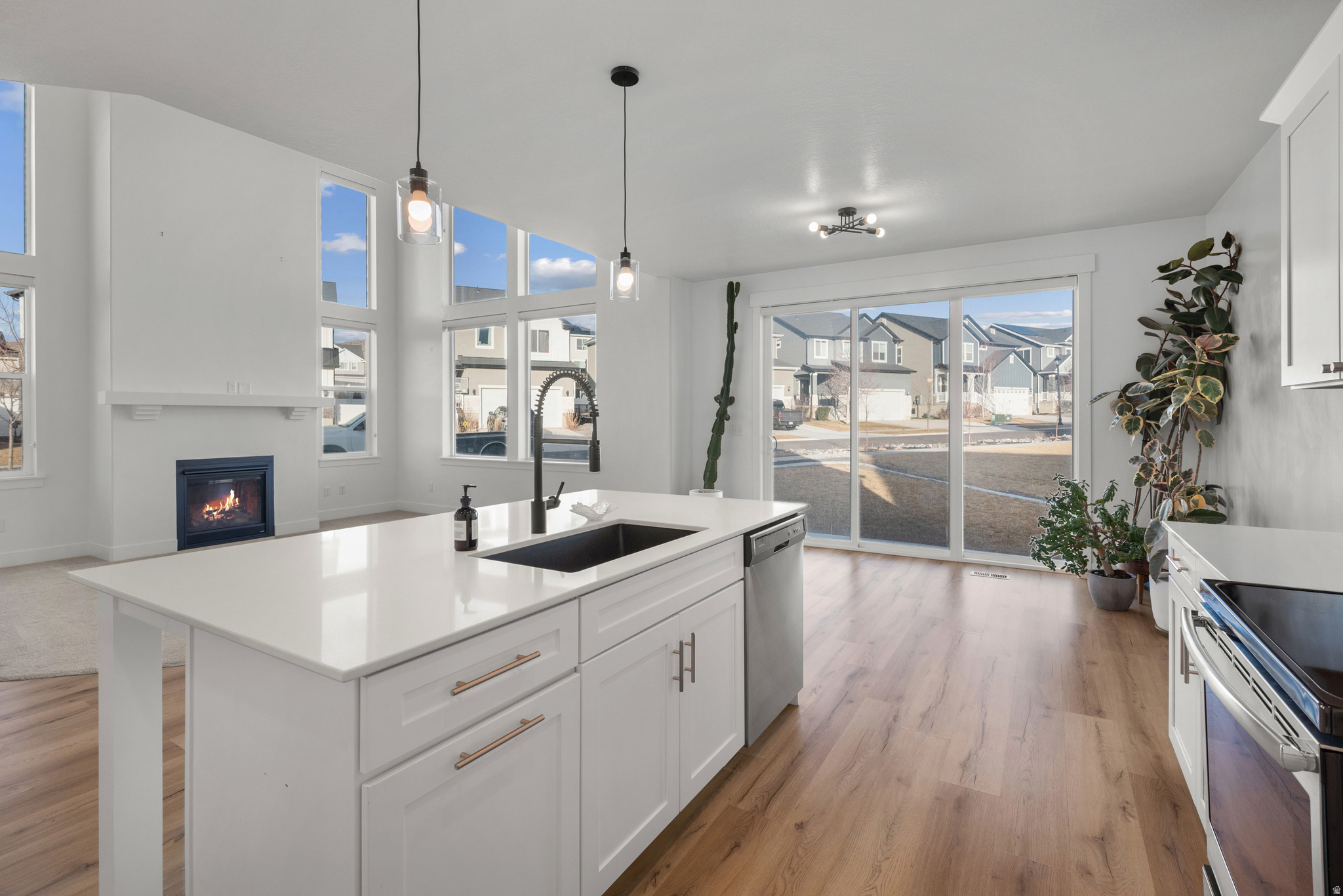 QUAILHILL AT MT. SARATOGA - Residential