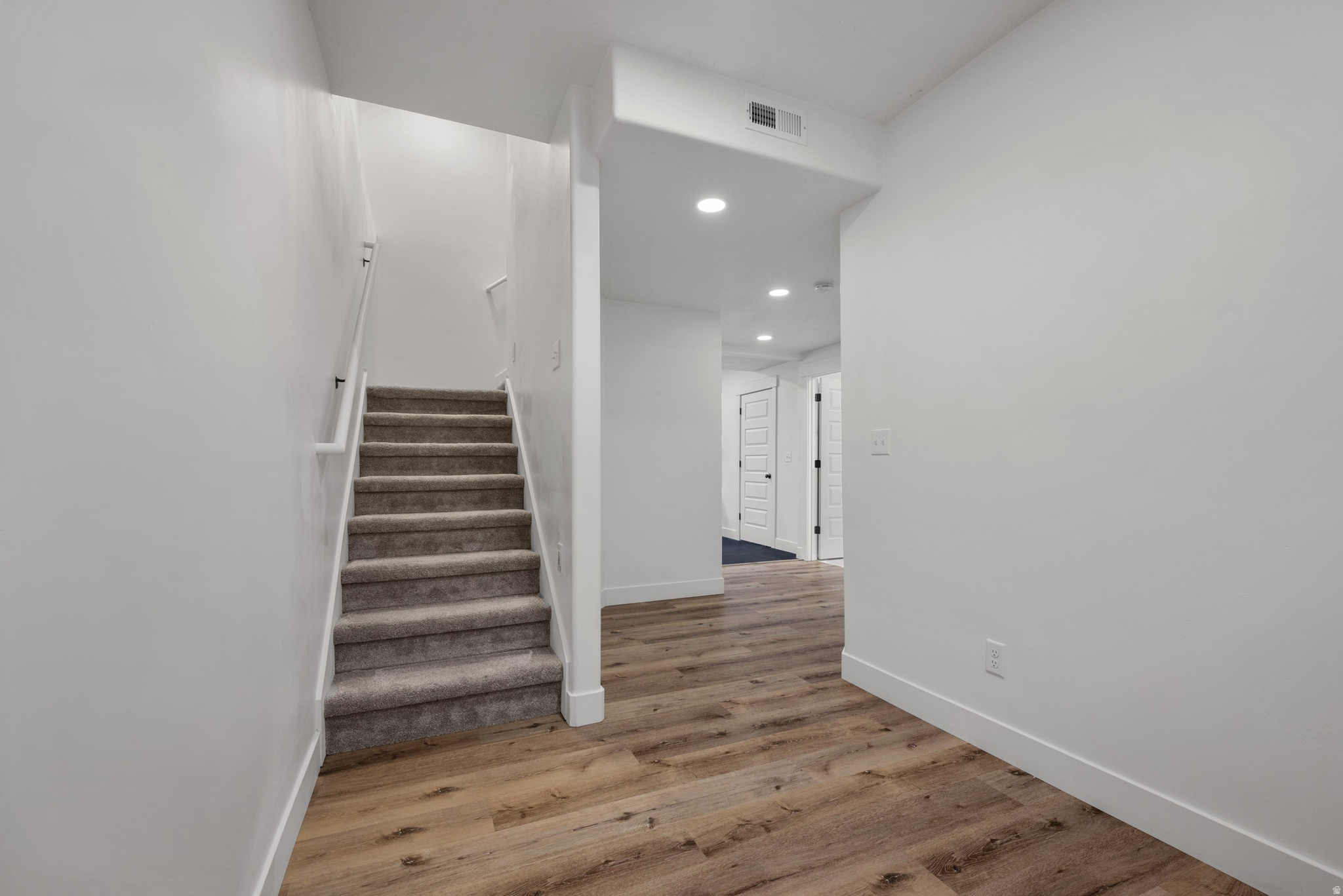 QUAILHILL AT MT. SARATOGA - Residential