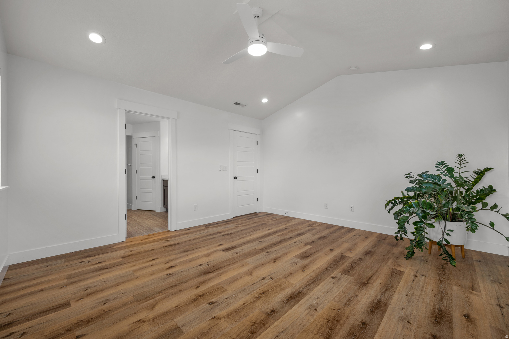 QUAILHILL AT MT. SARATOGA - Residential