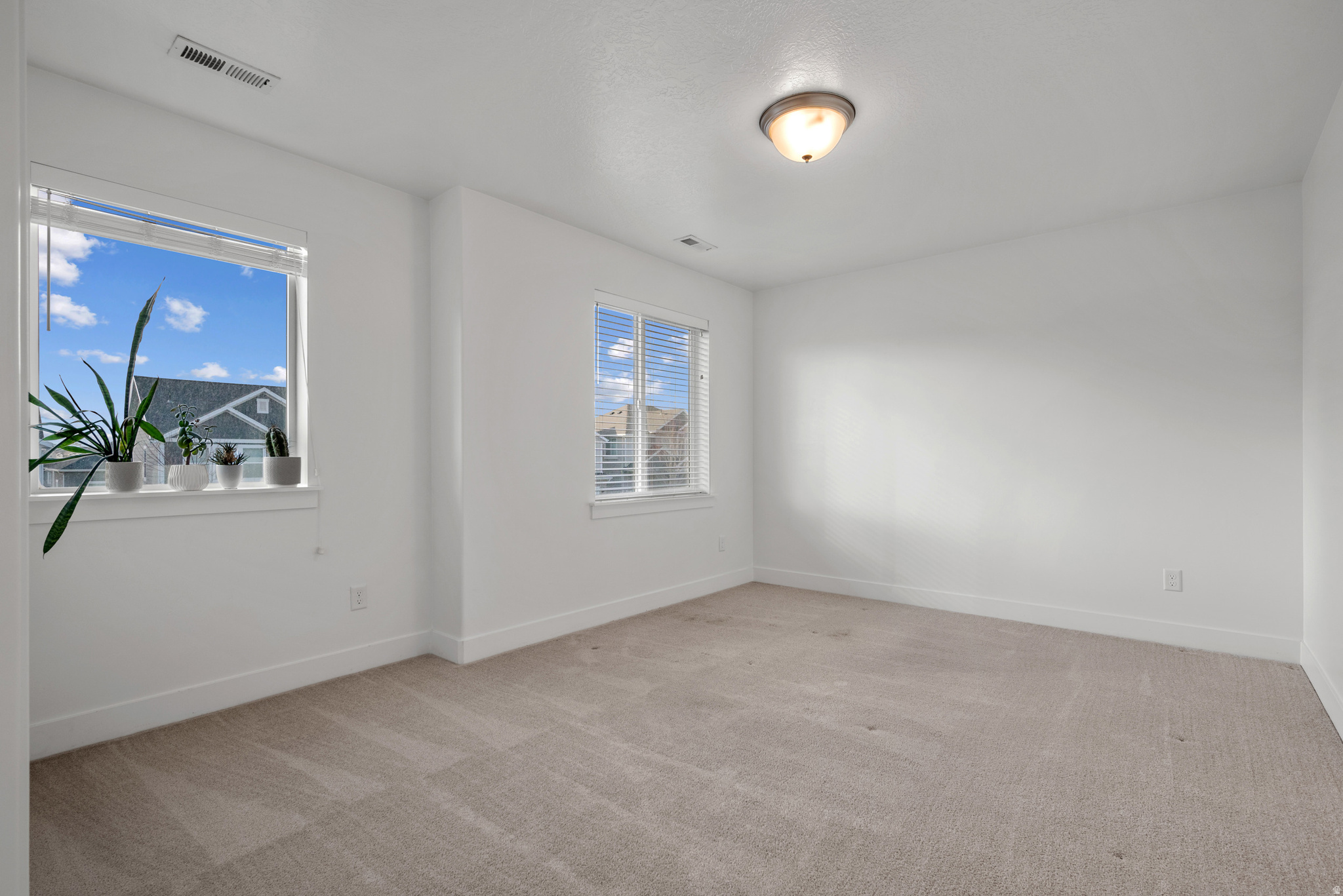 QUAILHILL AT MT. SARATOGA - Residential