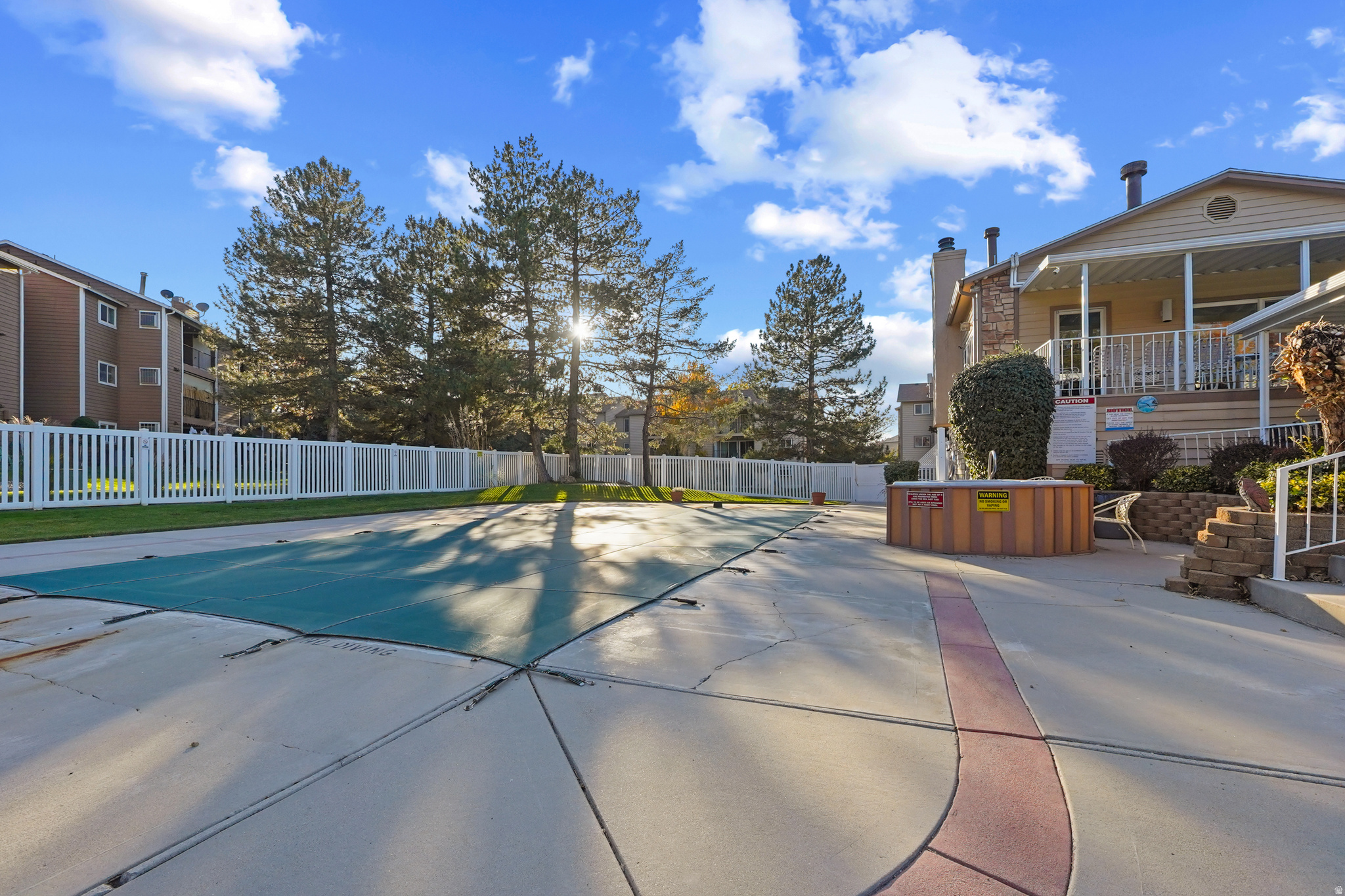 LDG 31 BRIARWOOD SPRINGS CONDMN - Residential