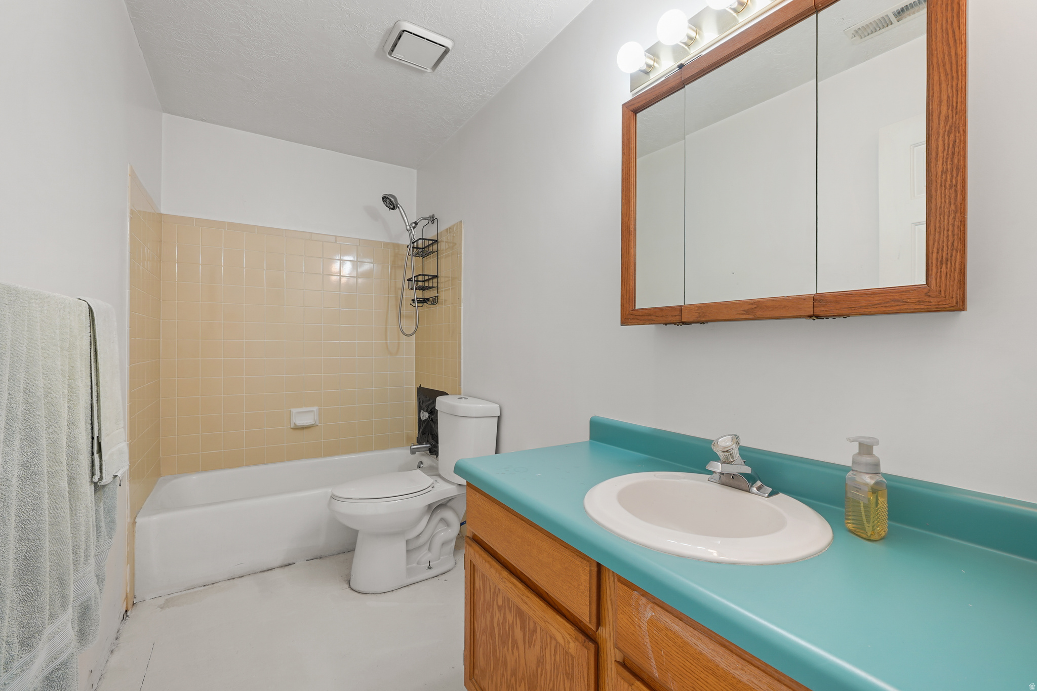 LDG 31 BRIARWOOD SPRINGS CONDMN - Residential