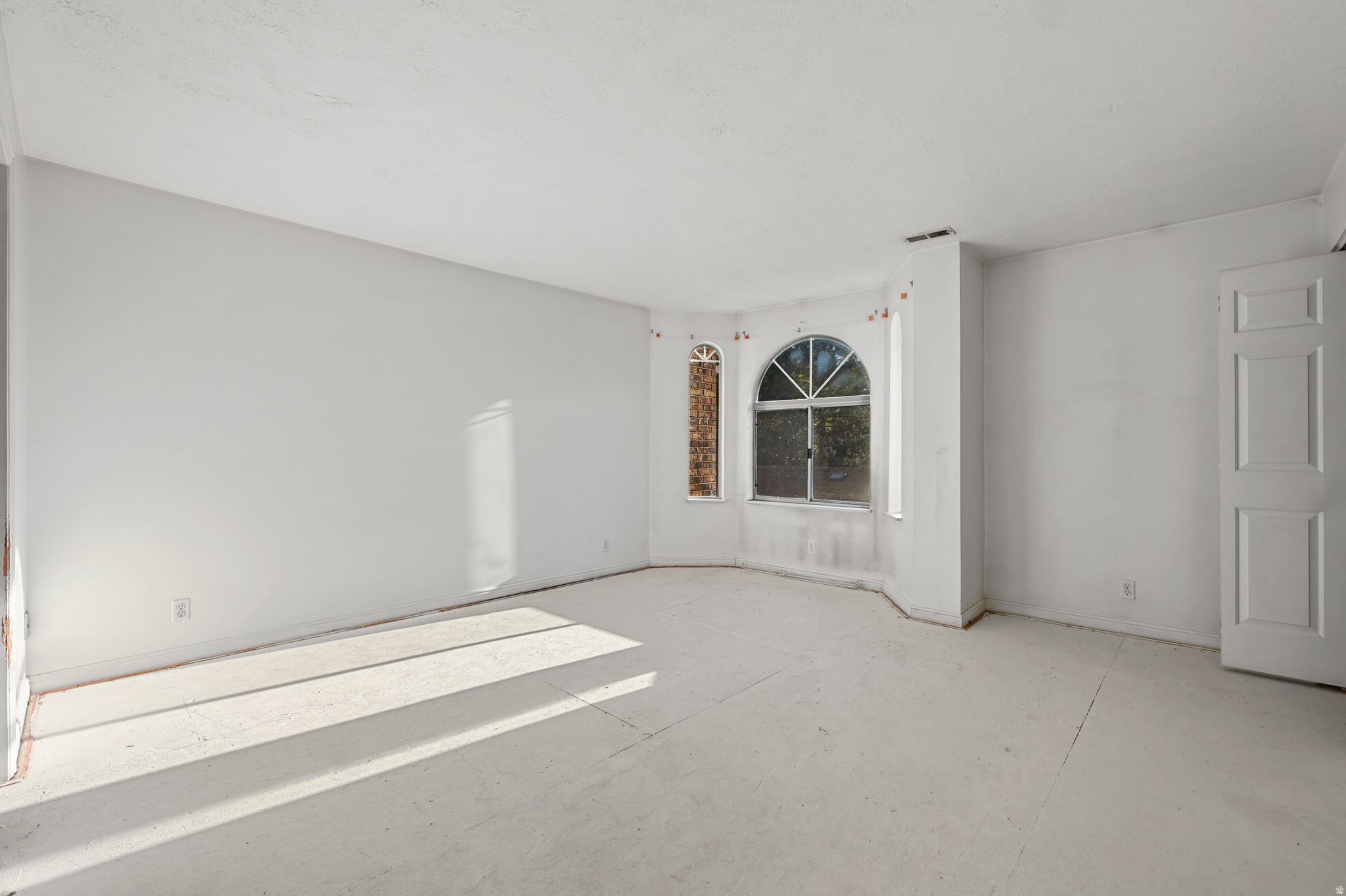 LDG 31 BRIARWOOD SPRINGS CONDMN - Residential