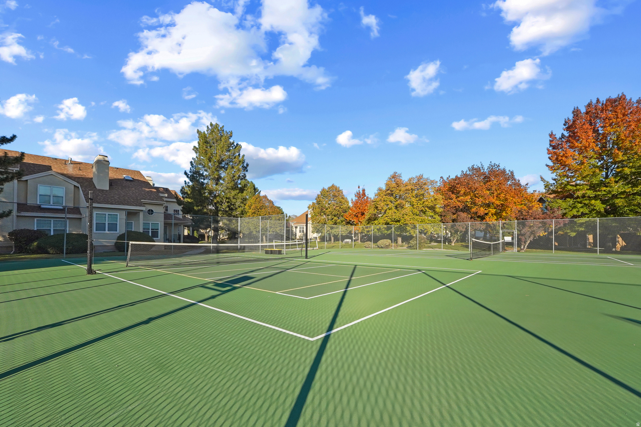 LDG 31 BRIARWOOD SPRINGS CONDMN - Residential