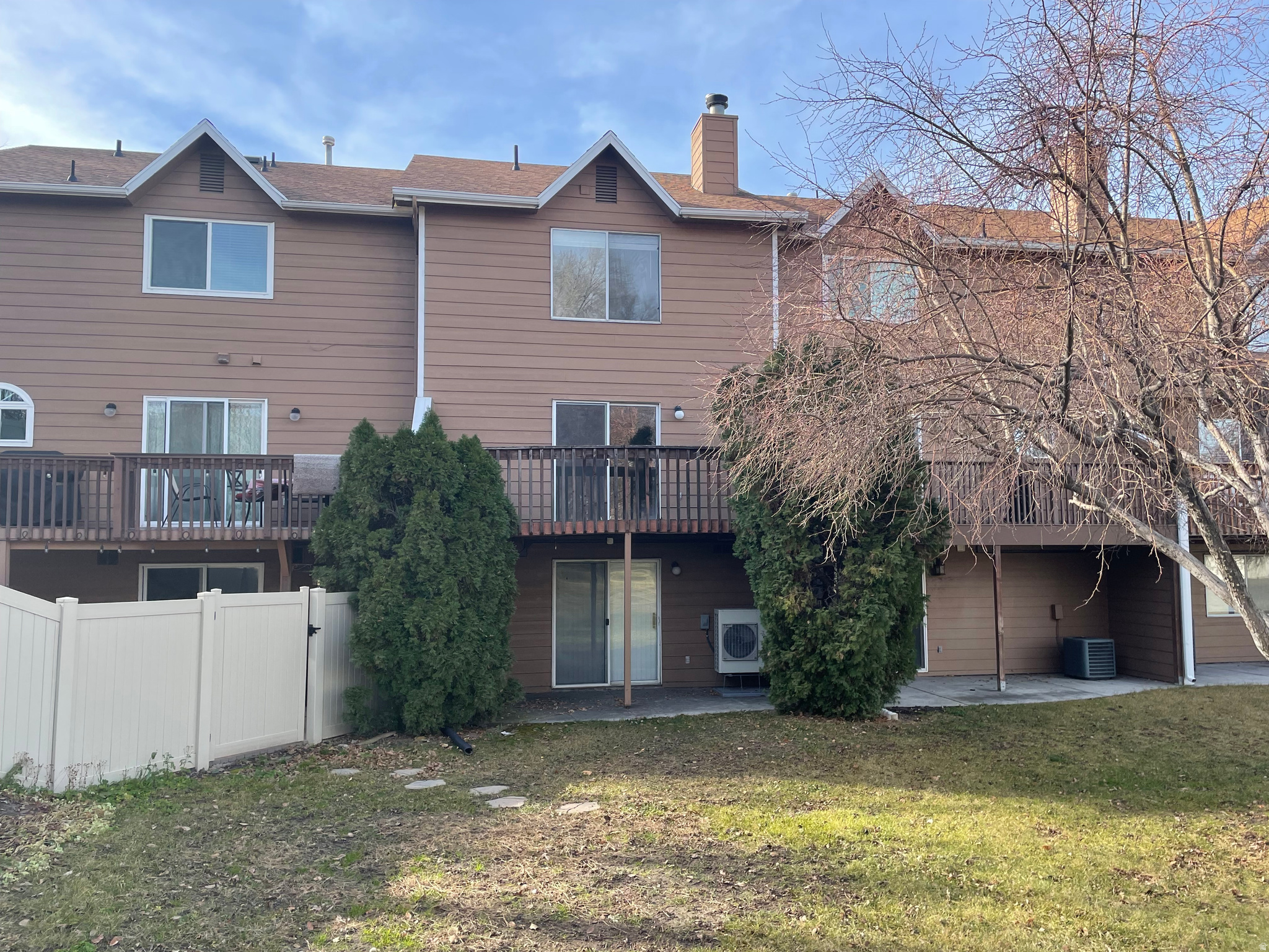 LDG 31 BRIARWOOD SPRINGS CONDMN - Residential