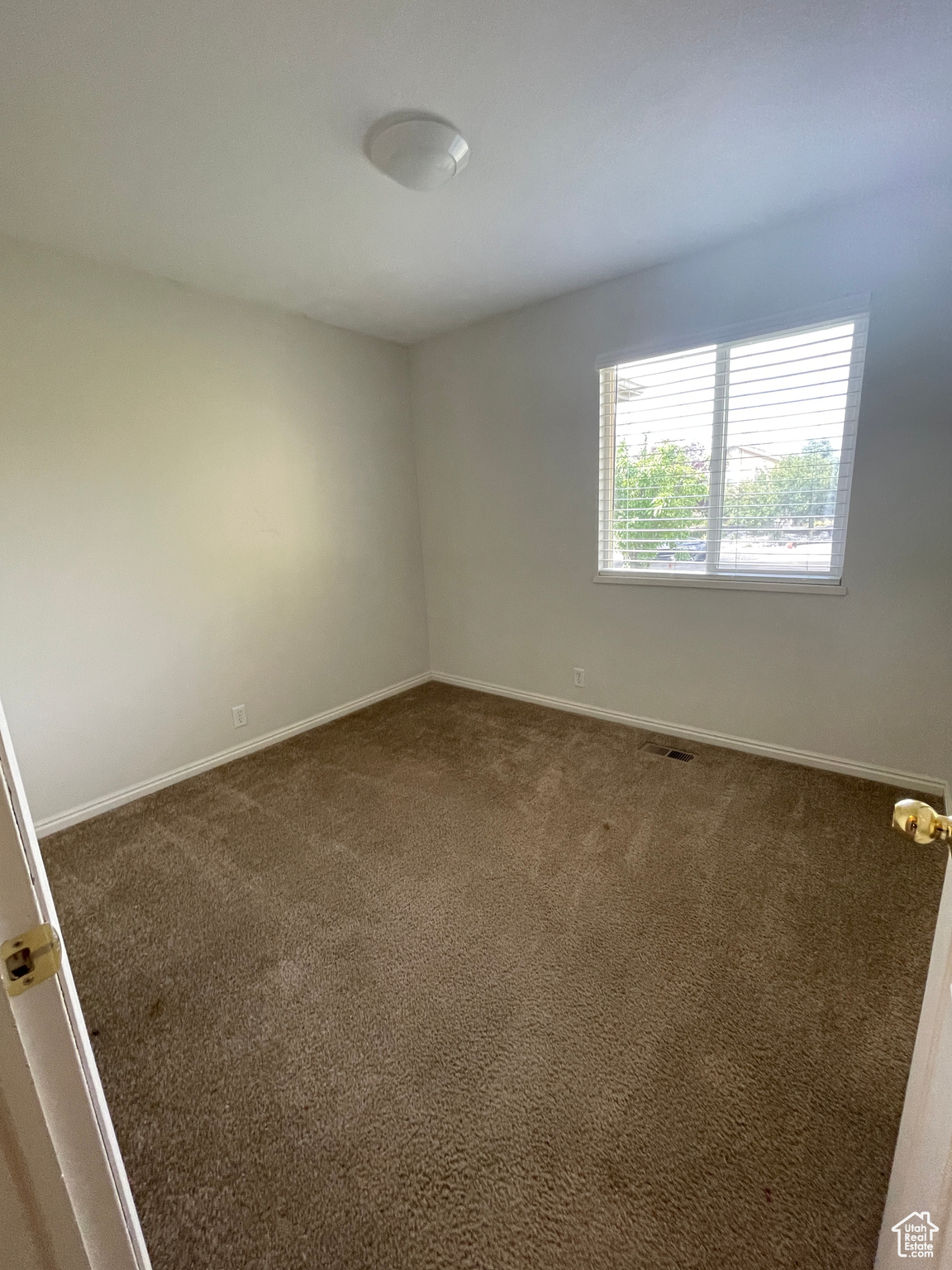 CAPTAINS ISLAND SUB - Residential Lease