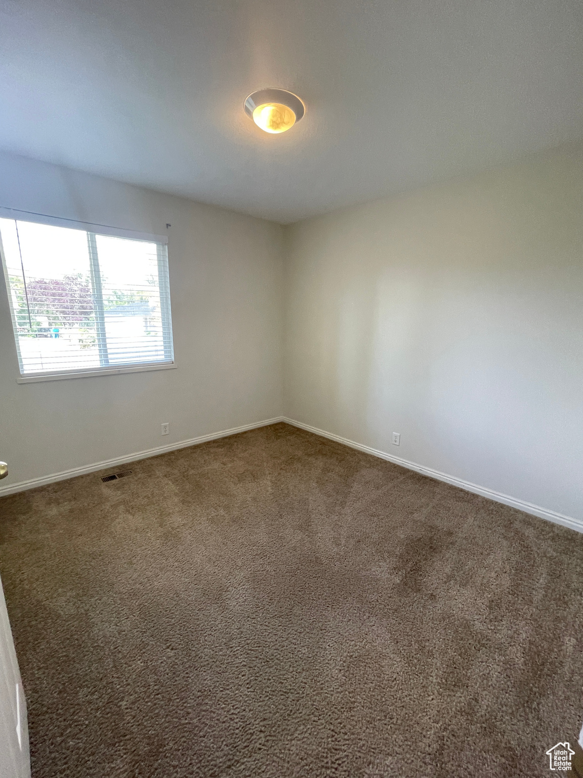 CAPTAINS ISLAND SUB - Residential Lease